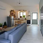 Anassa Mountain House Dom wakacyjny *